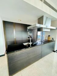 Marina Bay Residences (D1), Condominium #466571881